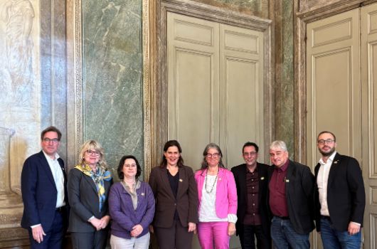 Delegationsbesuch in Bordeaux mit Bürgermeisterin Papin und verschiedenen Stadträt*innen