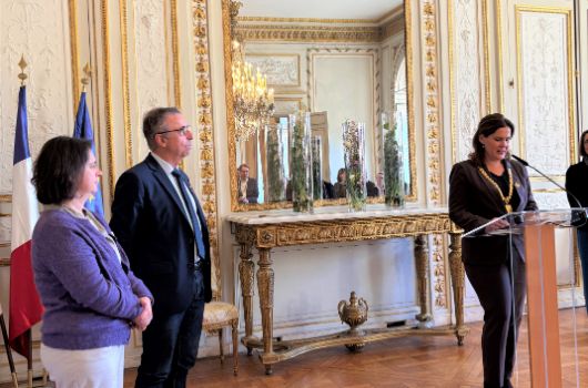 Bürgermeisterin Dietl hält eine Rede beim Delegationsbesuch