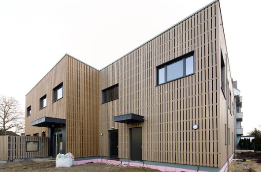 Eingangsbereich mit Vorplatz