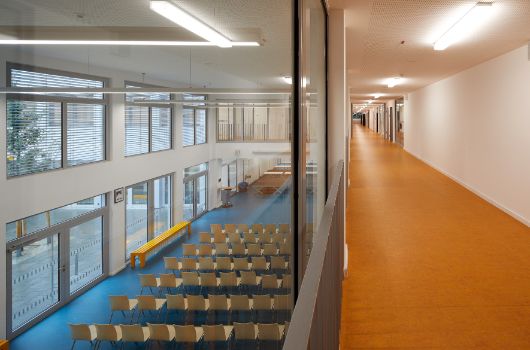 Blick auf die Aula