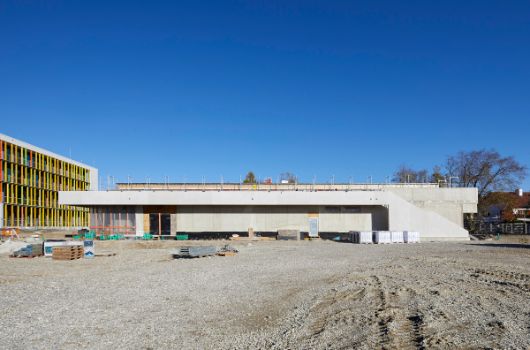 Sporthalle – Südfassade