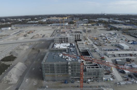 Seitenansicht Grundschule - Blickrichtung Osten