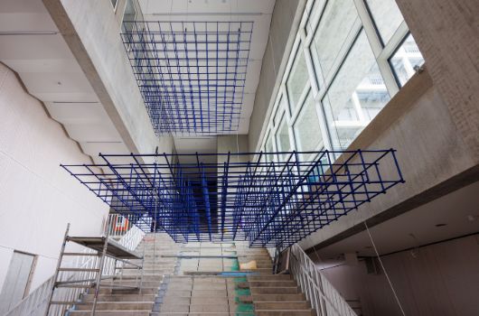 Kunst am Bau - Montage Blaue Wolke Gymnasium