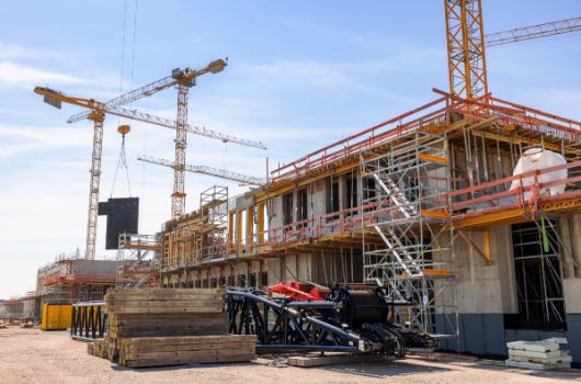 Blick auf Grundschule und Gymnasium