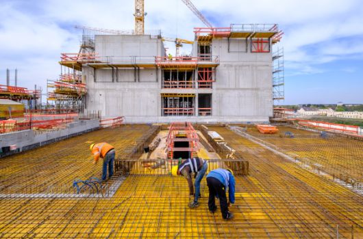 Eisenflechtarbeiten im 2. Obergeschoss des Gymnasium