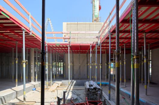 Lernhaus Erdgeschoss Innenhof