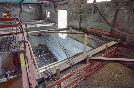 Wand- und Bodenarbeiten im Bereich der Lüftungszentrale