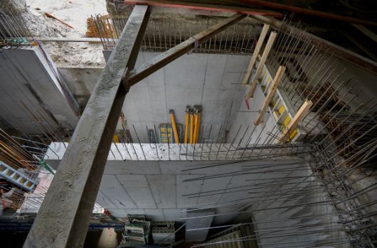 Betonwände werden in der Lüftungszentrale errichtet