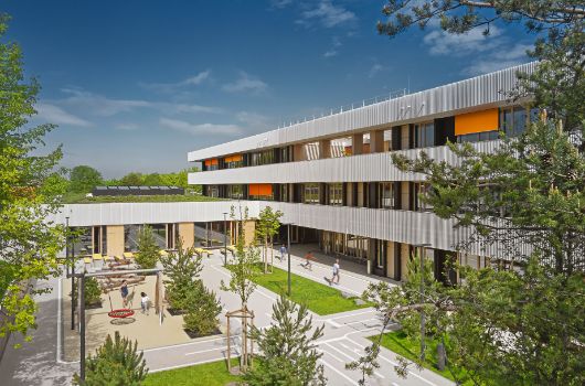 Außenansicht der Grundschule St.-Veit-Straße