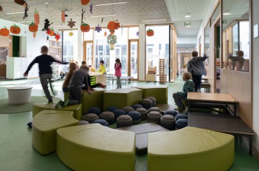  Zentrale Mitte im Lernhaus