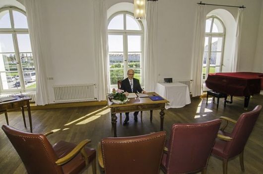 Standesbeamter im Johannissaal