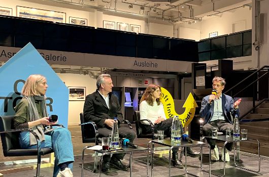 Diskussionsrunde im HP8