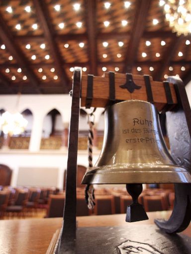 Die Sitzungsglocke im Großen Sitzungssaal