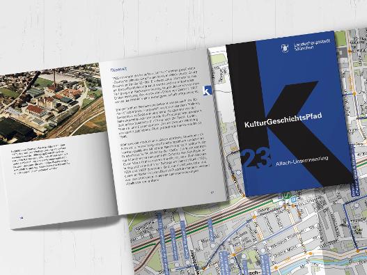 Fotografie der aufgeschlagenen Broschüre des KulturGeschichtspfades Allach-Untermenzing