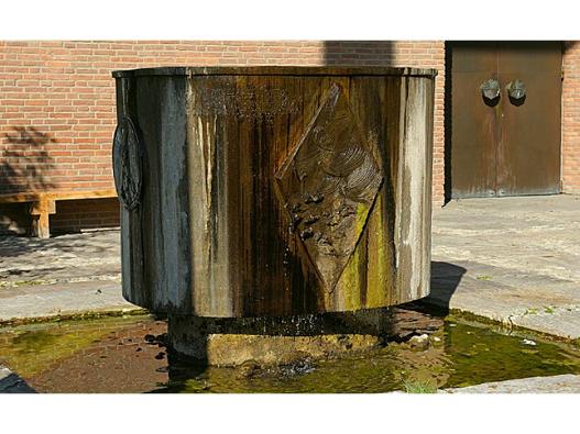 Brunnen im Waldfriedhof - Neuer Teil